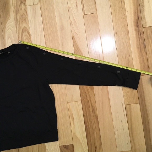 Athleta Snappy Sweatshirt Black Size XS - Picture 13 of 13